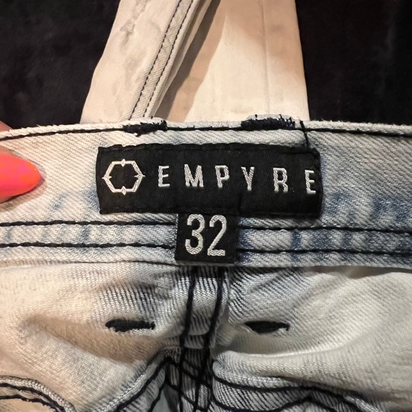 Men’s Zumiez Jeans - Picture 7 of 7
